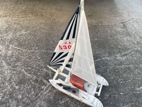 Catamaran model mistral 5038 - model,