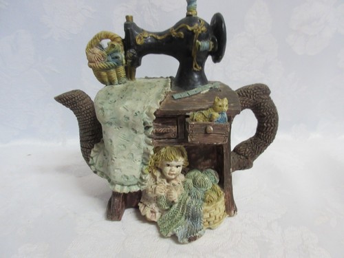 Vtg novelty sewing machine - machine, tea