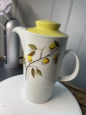 johnson brothers coffee pot. Apples. Yellow. Vintage