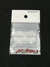 SWAROVSKI CRYSTAL ROUND