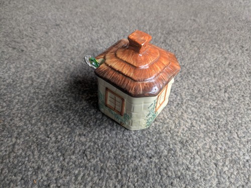 Keele pottery cottage ware - st,