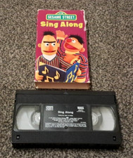 SESAME STREET SING ALONG BIG