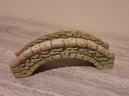 Aquarium fish tank bridge - fish,