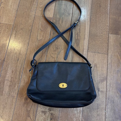 Fossil gabriella medium flap - gabriella,