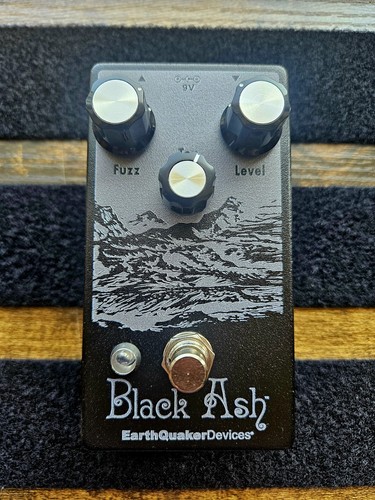 Earthquaker devices black - devices, ash