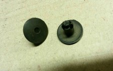 VW GOLF MK1 CONVERTIBLE RIVAGE SPORTLINE BOOTLID NUMBER PLATE TRIM FITTING CLIPS PAIR