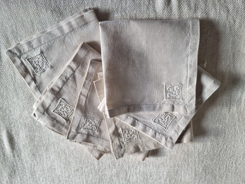 Vintage style linen napkins