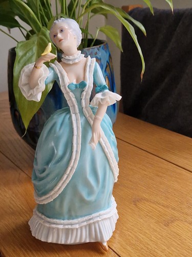 Franklin mint fine porcelain - fine,