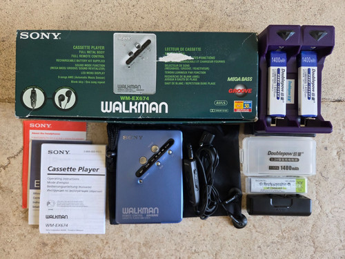 Sony ex674 walkman blue - sony,