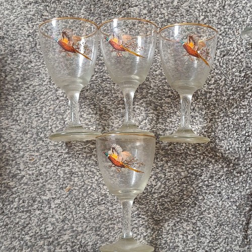 Set clear glass stemmed - 4,