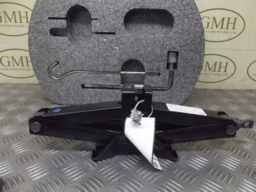 Chevrolet tacuma jack toolkit - jack,
