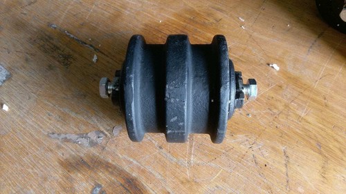 Bottom roller for takeuchi - roller,