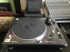 Technics SL-1210 Mk2 Direct Drive Turntable & Stanton 500 Cartridge & Stylus