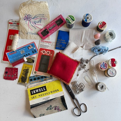 Job lot vintage haberdashery - vintage,