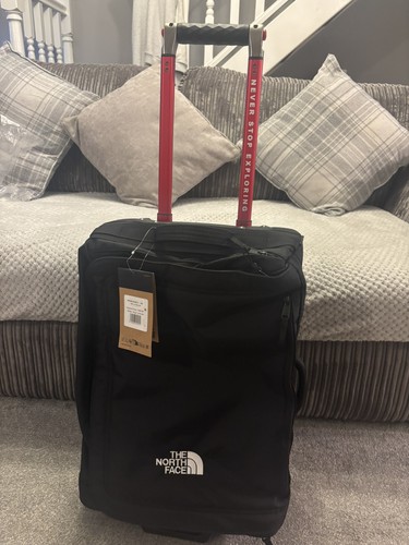 Bnwt the north - face, roller