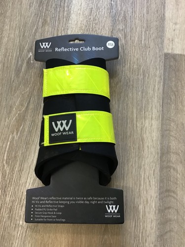 Woof wear reflective brushing