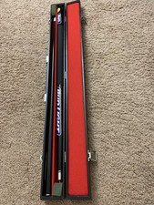 two piece Bud Light Pool Cue  20 Ounce 58.5 inch excellent condition with case