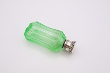 Lovely Antique Sampson Mordan Silver Topped Uranium Glass Scent Bottle