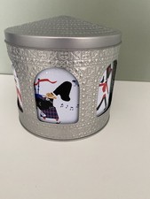 Marks & Spencer Queen