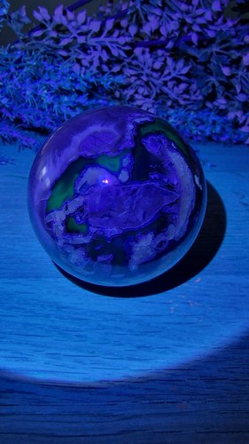 Volcano agate crystal - volcano, sphere