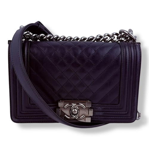 Chanel navy small - chanel,