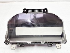 VOLVO XC40 T3 INSTRUMENT