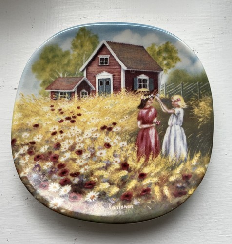 Arabia finland wall plate - arabia,