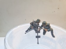  FRANCO masterbox/ tamiya 1:35th scale German mg 42 team and soviet troops 