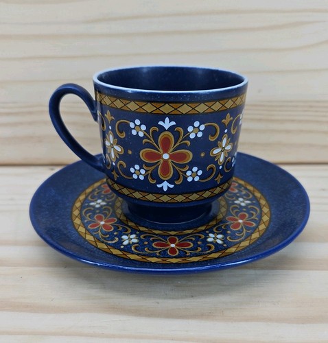 Cup and saucer winterling - cup, by