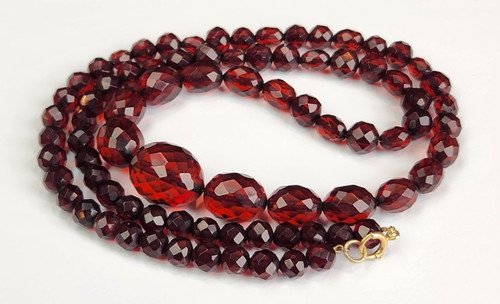 Vintage faceted cherry amber - faceted,