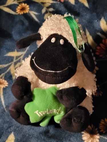 Shamrock pals small sheep - small,