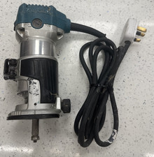 Makita RT0700C 710W Compact