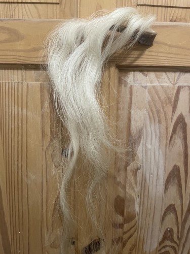 Blonde natural horse hair mane - blonde,