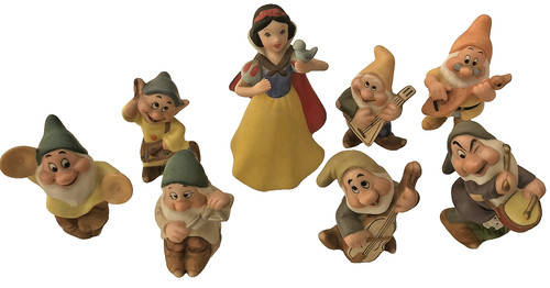 Walt disney schmid snow - disney,