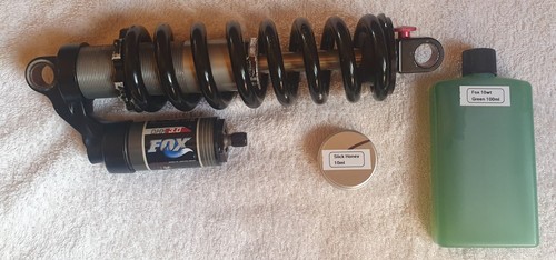 Fox dhx3 rear shock 550x2 - fox,