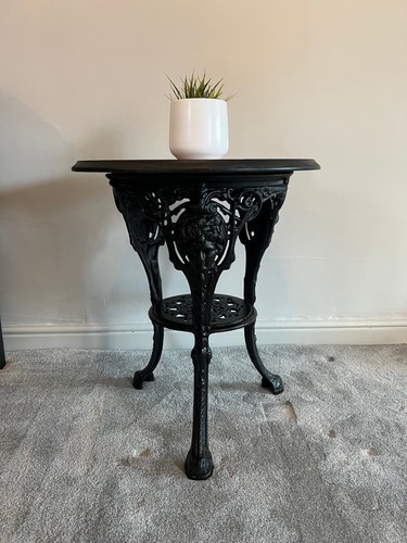 Cast iron and oak britannia - iron,