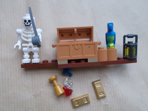 Lego pirate skeleton cutlass - lego,