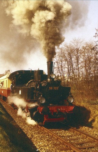 Dia 727 steam locomotive - 98,