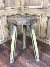 ANTIQUE RUSTIC WOODEN MILKING