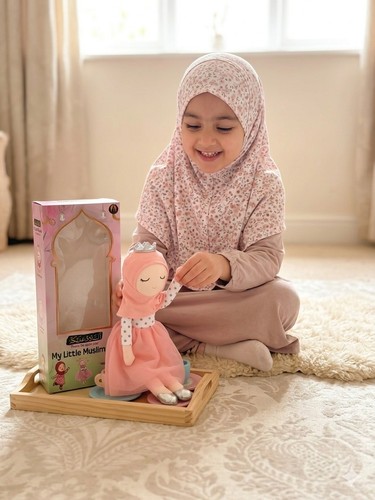 Muslim hijab doll with - hijab, crown