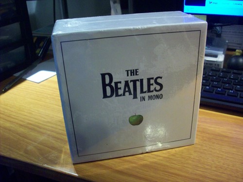 Authentic mono box - box, set,