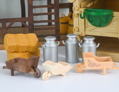 Sylvanian barn farmyard - barn, farm