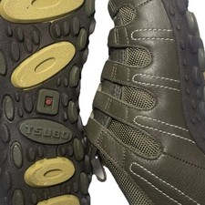 TSUBO Womens Lace Leather
