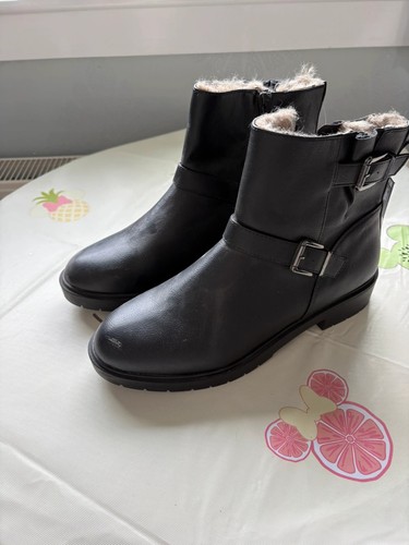 Brand new black - brand,