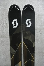 SKIS Freeride / All Mountain -
