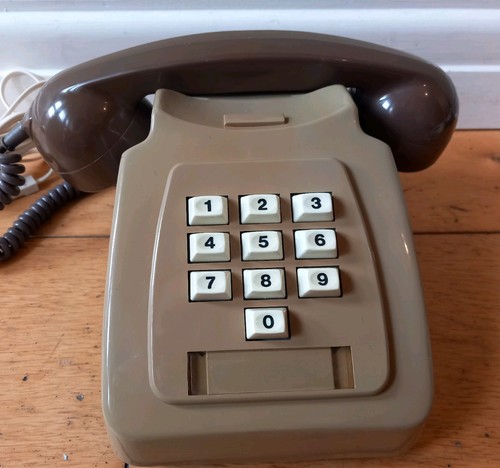 Gpo 746 vintage telephone - 746,
