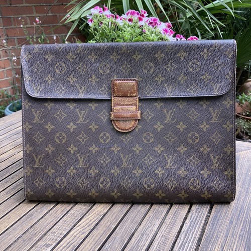 Monogram pouches ministre - lv,
