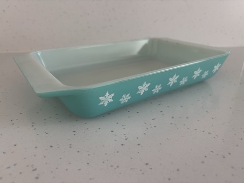 Vintage 1960s pyrex tableware - pyrex,