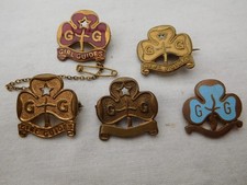 Vintage Girl Guides Trefoil Badges x 5 Enamel & Brass Good Job Lot