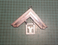 Masonic - Past Master's Collar Jewel (76)